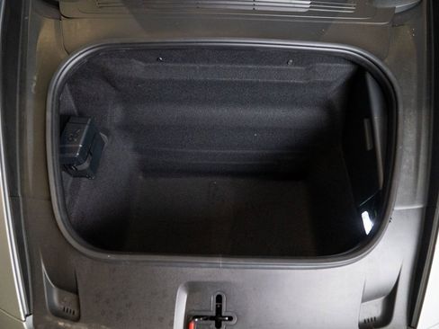 New 2026 Porsche 911 Carrera image 40