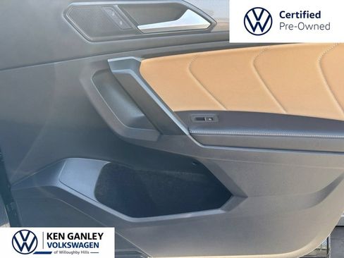 Used 2024 Volkswagen Tiguan SE AWD/4WD image 26
