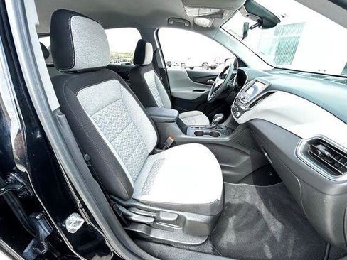 Used 2022 Chevrolet Equinox LT FWD image 37