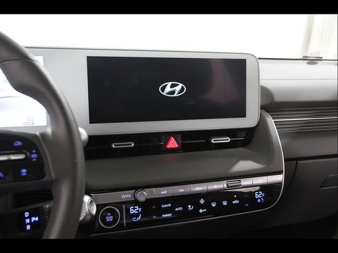 Certified 2024 Hyundai Ioniq 5 SEL RWD image 9