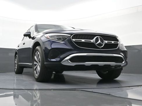 Used 2023 Mercedes-Benz GLC 300 image 24