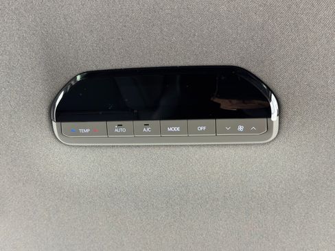 Used 2024 Kia EV9 Light Long Range image 33