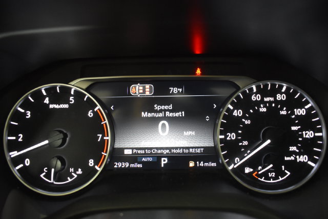 Certified 2026 Nissan Rogue Dark Armor AWD/4WD image 25