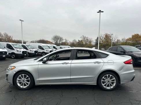 Used 2019 Ford Fusion SE image 5