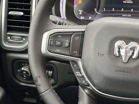 New 2026 RAM 1500 4x4 Crew Cab image 27