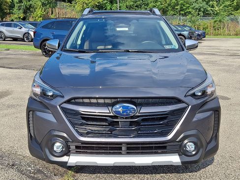 Used 2024 Subaru Outback Touring AWD/4WD image 2