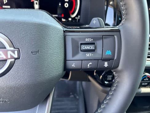Used 2026 Nissan Pathfinder SL w/ SL Premium Package FWD image 12
