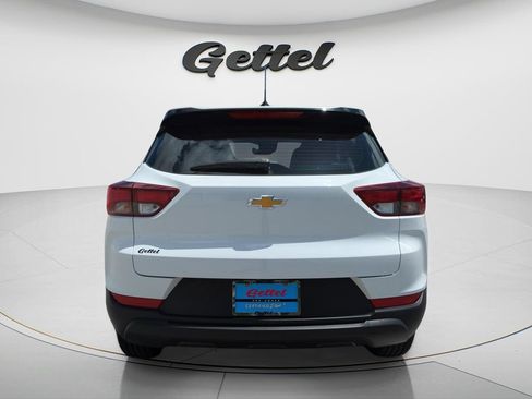 Used 2023 Chevrolet TrailBlazer LS FWD image 6