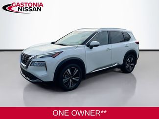 Used 2023 Nissan Rogue SL w/ SL Premium Package video 3