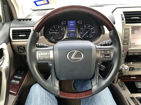 Used 2014 Lexus GX 460 Luxury image 14