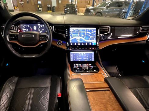 Used 2024 Jeep Grand Wagoneer Series III w/ Rear Seat Video Group 1 image 14