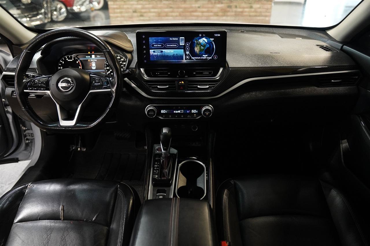 Used 2024 Nissan Altima 2.0 SR FWD image 28