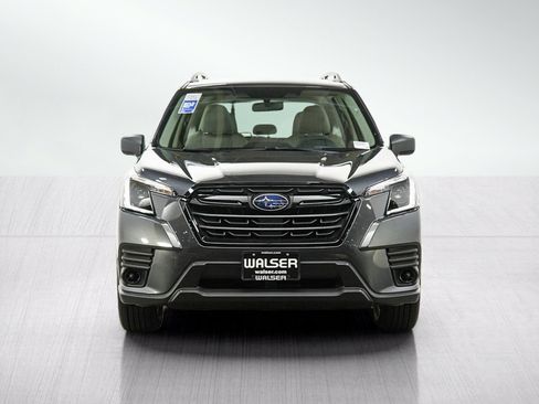 Used 2023 Subaru Forester AWD/4WD image 8