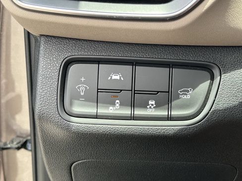 Used 2020 Hyundai Santa Fe SEL w/ Convenience Package FWD image 30