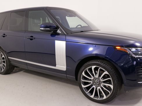 Used 2022 Land Rover Range Rover P525 Westminster Edition image 8