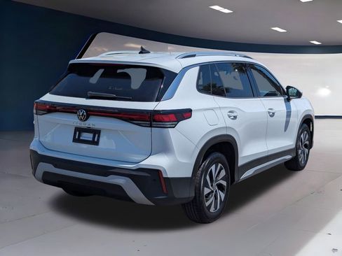 Certified 2025 Volkswagen Tiguan S image 3