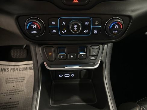 Used 2019 GMC Terrain SLT w/ Preferred Package image 26