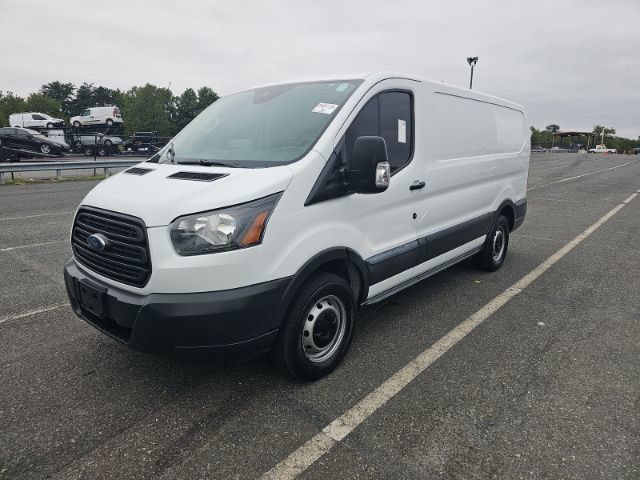 Used 2018 Ford Transit 150 130 Low Roof RWD image 3
