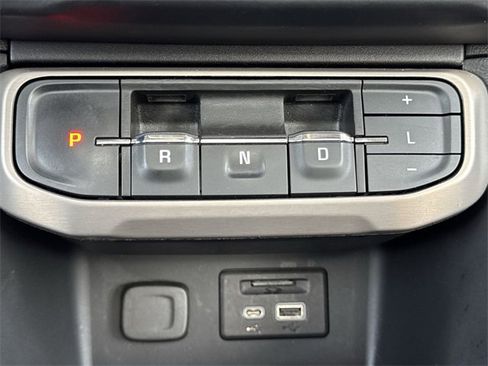 Used 2021 GMC Acadia Denali w/ Denali Ultimate Package image 16