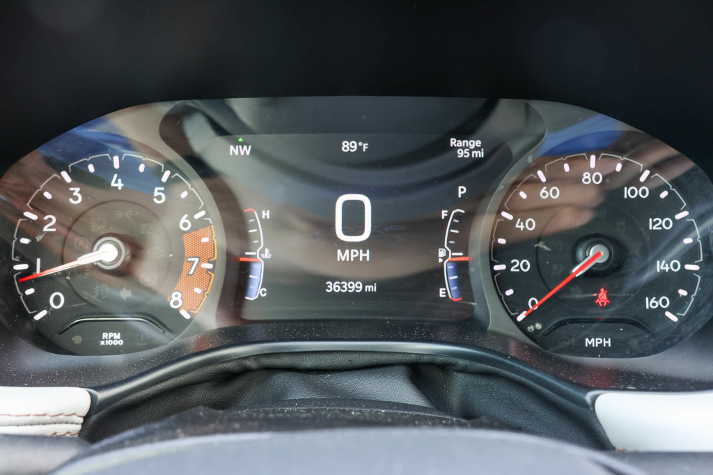 Used 2025 Jeep Compass Limited AWD/4WD image 29