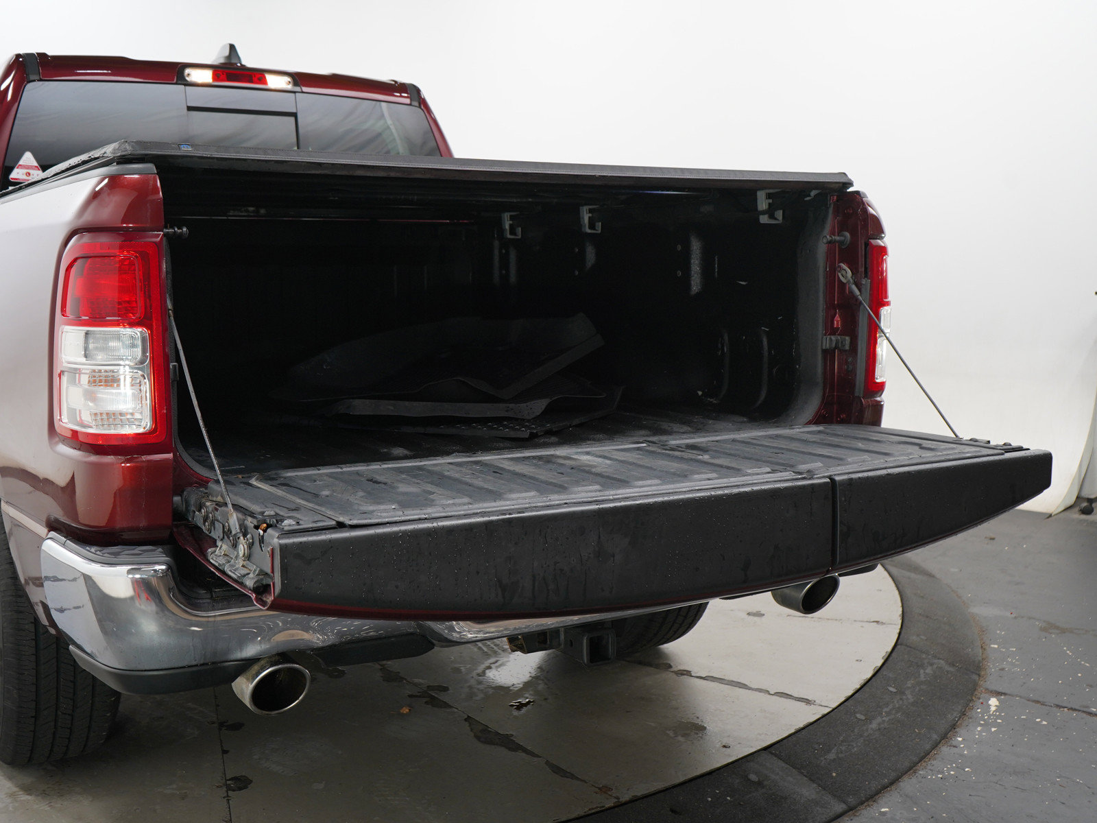 Used 2020 RAM 1500 Big Horn AWD/4WD image 9