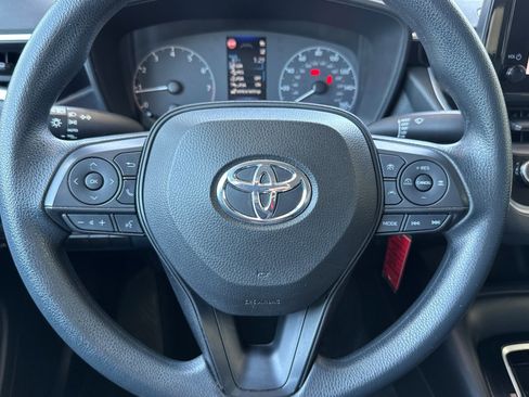 Used 2023 Toyota Corolla LE FWD image 16