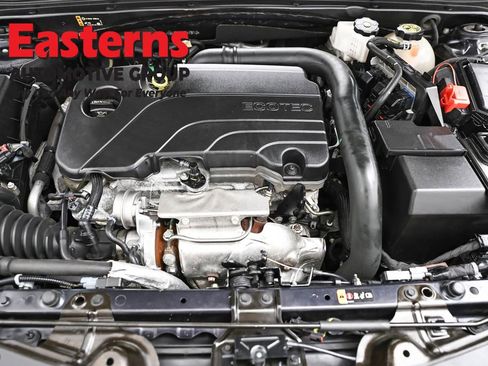 Used 2023 Chevrolet Malibu LT image 7