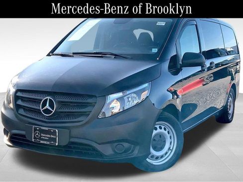 Used 2019 Mercedes-Benz Metris Passenger image 2