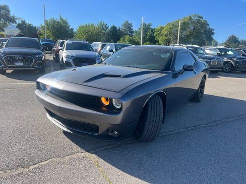 Used 2018 Dodge Challenger SXT Plus RWD image 17