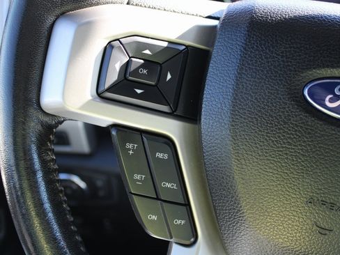 Used 2018 Ford F150 Lariat w/ Equipment Group 501A Mid image 28