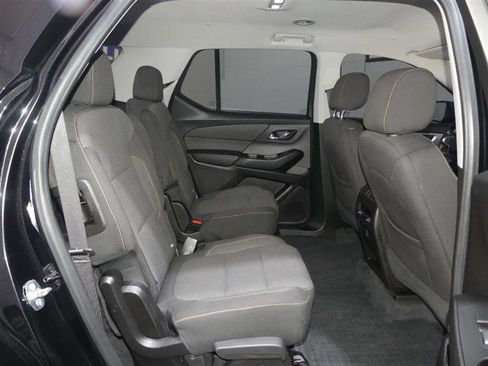 Used 2019 Chevrolet Traverse LT image 28