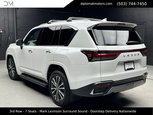 Used 2024 Lexus LX 600 4WD w/ Interior Upgrade Package image 5