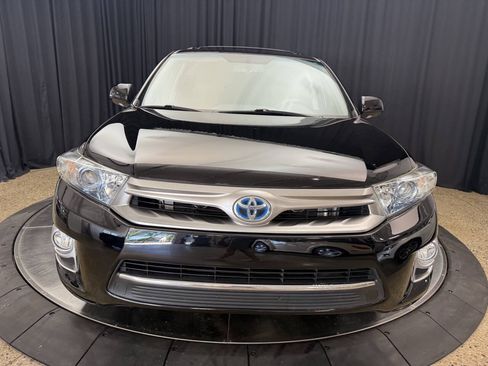 Used 2012 Toyota Highlander Limited AWD/4WD image 12