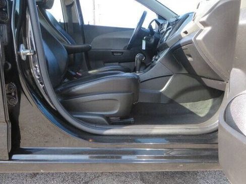 Used 2016 Chevrolet Sonic LTZ image 18