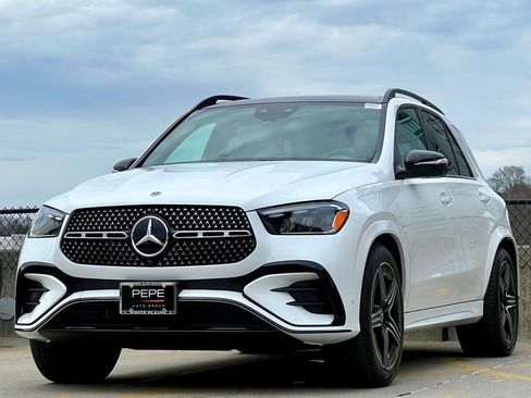 Certified 2025 Mercedes-Benz GLE 450 4MATIC image 5