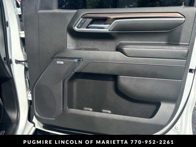 Used 2023 Chevrolet Silverado 1500 LT Trail Boss w/ Convenience Package II AWD/4WD image 14