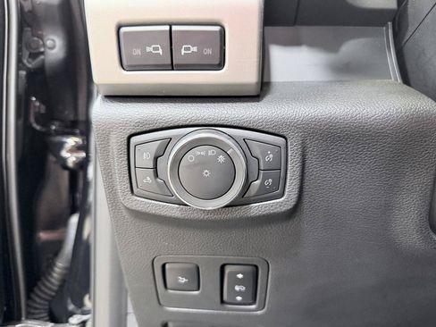 Used 2020 Ford F250 Lariat AWD/4WD image 38