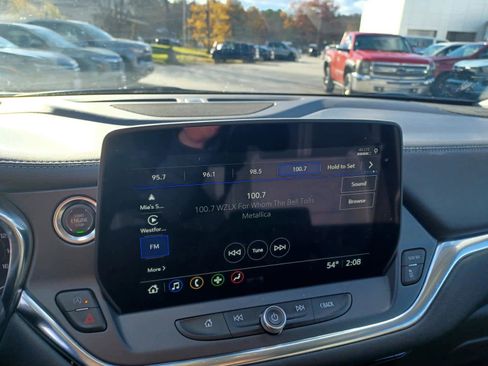 Used 2025 Chevrolet Blazer LT w/ Driver Confidence Package image 9