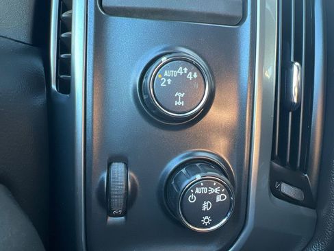 Used 2017 Chevrolet Silverado 1500 LT w/ All Star Edition AWD/4WD image 18