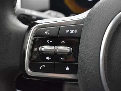 Used 2024 Kia Sorento S w/ Panoramic Sunroof Package FWD image 24