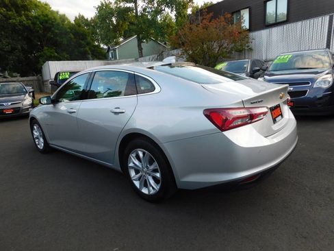 Used 2021 Chevrolet Malibu LT FWD image 3