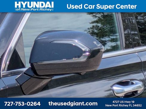 Used 2020 Hyundai Palisade Limited FWD image 11