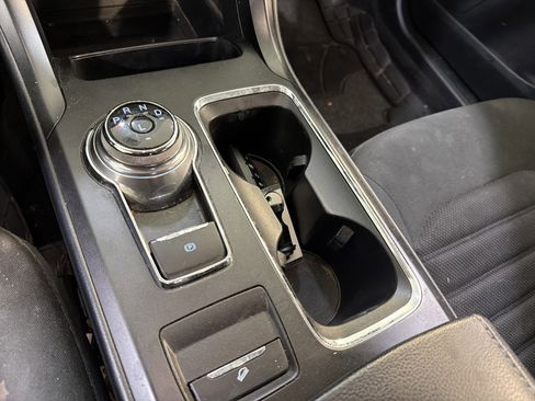Used 2018 Ford Fusion S w/ Equipment Group 101A FWD image 21