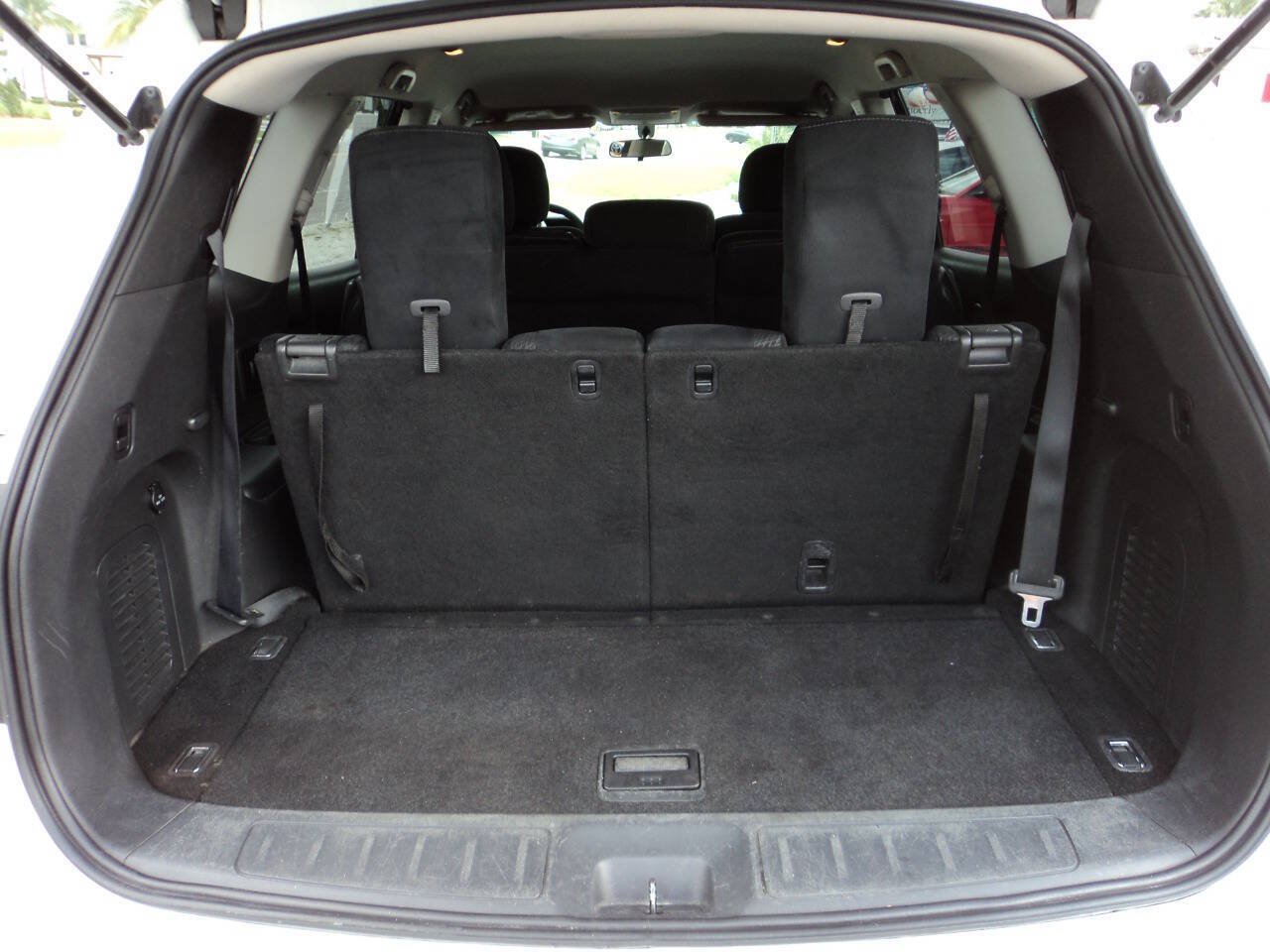 Used 2014 Nissan Pathfinder S FWD image 10