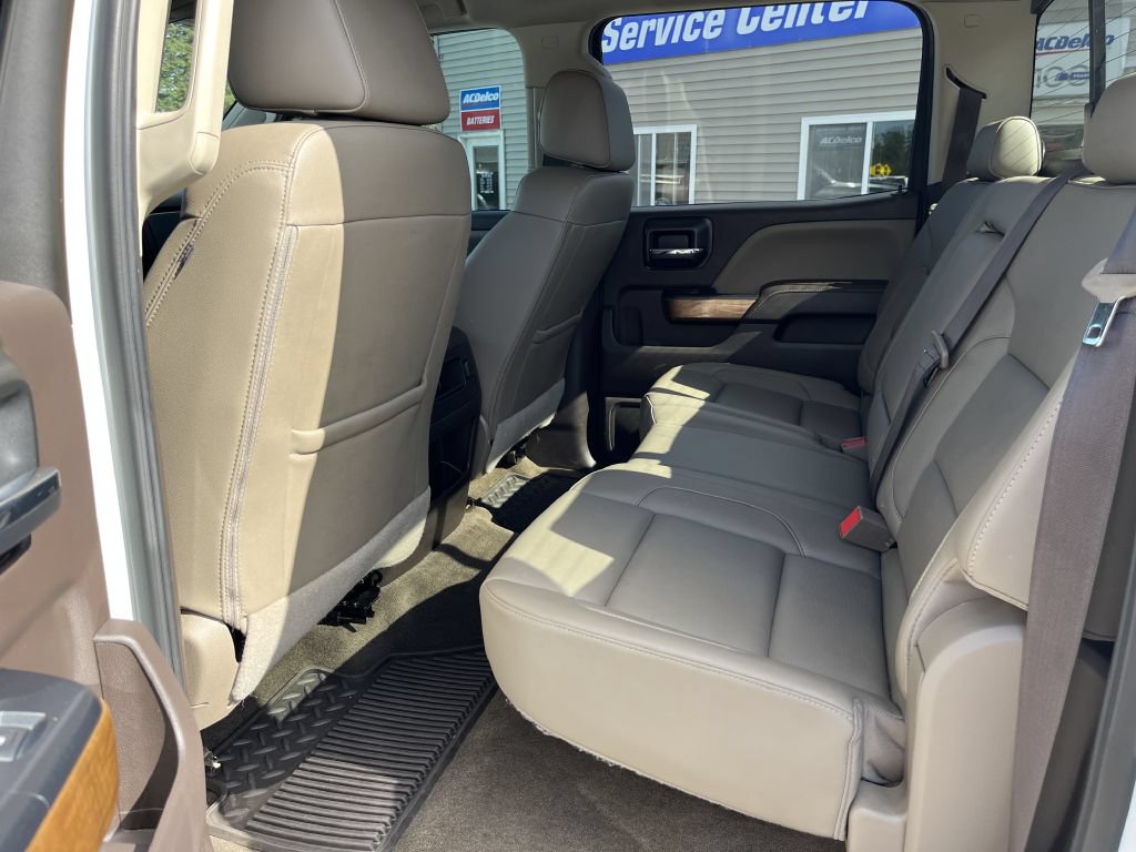 Used 2017 Chevrolet Silverado 2500 LTZ w/ Duramax Plus Package AWD/4WD image 32