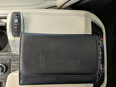 Used 2019 Lincoln Navigator L Black Label w/ Cargo Package image 31