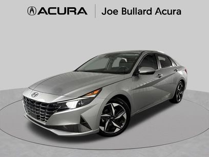 Used 2021 Hyundai Elantra SEL w/ Convenience + Premium Package