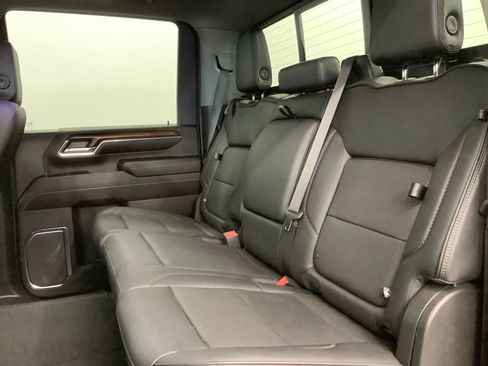 Used 2024 GMC Sierra 2500 Denali w/ Denali Reserve Package AWD/4WD image 8
