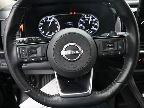 Used 2023 Nissan Pathfinder SL image 21