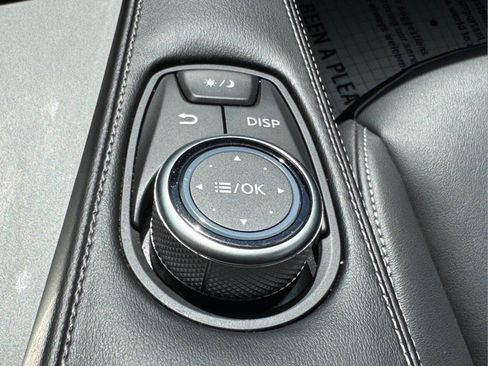 Used 2023 INFINITI QX50 Pure AWD/4WD image 25